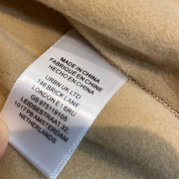 New Anthropologie Cropped Sweater Vest Tan One Size with tags ⭐️⭐️⭐️⭐️ - Picture 11 of 17